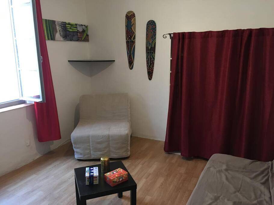 Jolie Studio Dans Le Centre Historique De Narbonne Leilighet Eksteriør bilde